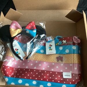 Harveys Minnie Lots of Dots Medium Stramline tote with Minnie Lots of Dots ears